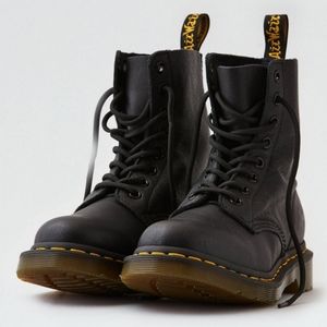 Dr. Martens 1460 Pascal Boot